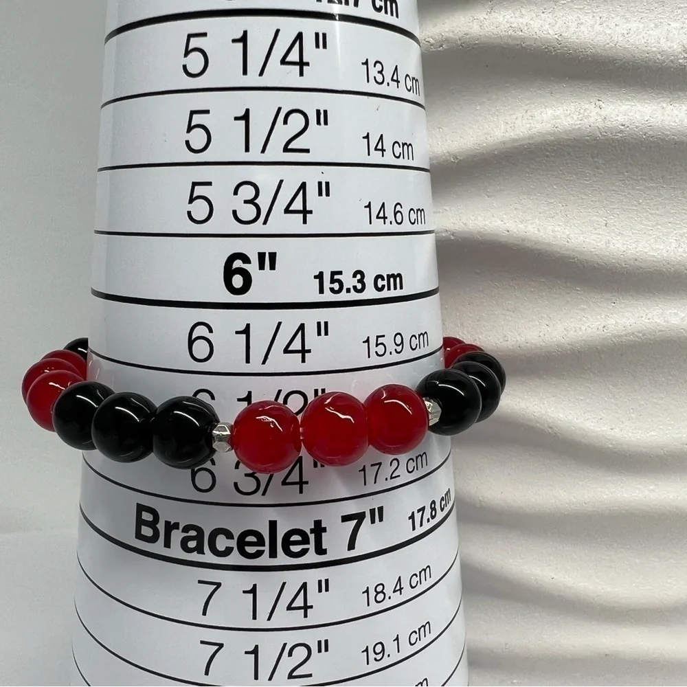 Red & Black Stretch Beaded Bracelet 6.5”